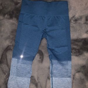 Brand new LULULEMON size 6